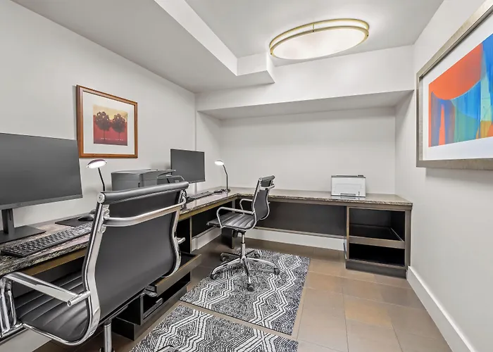 Felix Hotel 4*